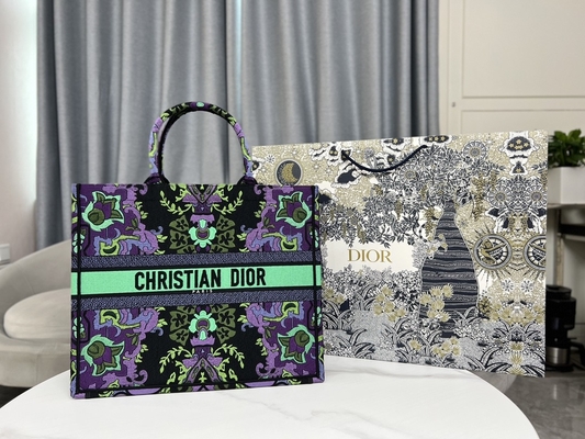 Broderie plus Dior Maria Grazia Chiuri Bag Booktote de taille