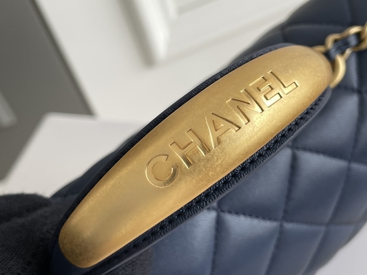 Agneau granuleux de Chanel Mini Rectangular Caviar 2020 de caviar et métal goldtone