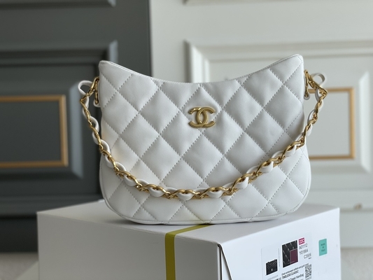 Petite aisselle Tote Bag Shoulder Bag hippie de clochard de Chanel AS3562 Autumn Winter 2022