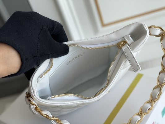 Petite aisselle Tote Bag Shoulder Bag hippie de clochard de Chanel AS3562 Autumn Winter 2022
