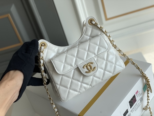 Le cuir de vachette blanc classique Preloved a stigmatisé la chaîne Chanel de sac 2023 sacs de croisière