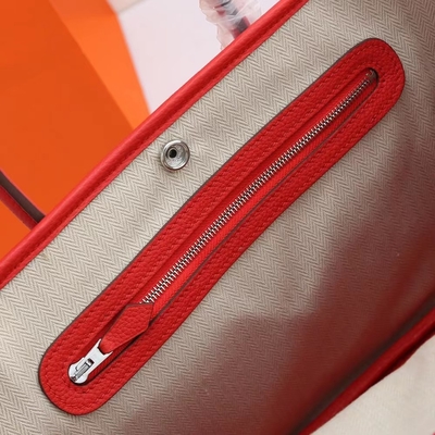 Le timbre Preloved de Bougainvillier a stigmatisé le sac Hermes Negonda Garden Party 30