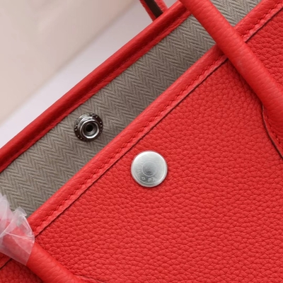 Le timbre Preloved de Bougainvillier a stigmatisé le sac Hermes Negonda Garden Party 30