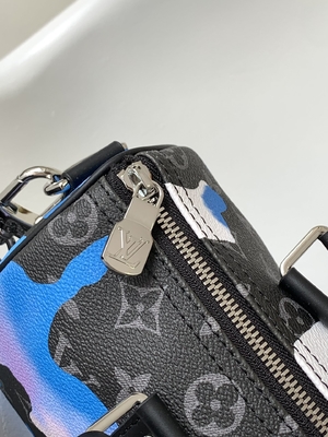 L'éclipse de monogramme de lever de soleil a stigmatisé la pièce de Bag BT Keepall Bandoulière 25 de messager avec une vue