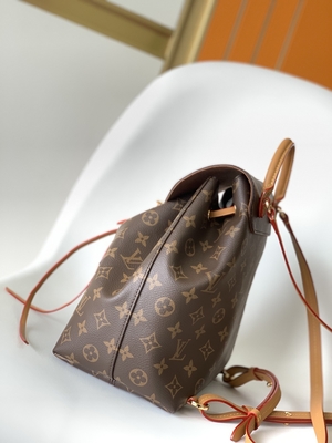 Charme détachable BT Montsouris P.M. d'ombre de monogramme de sac à dos en cuir du veau