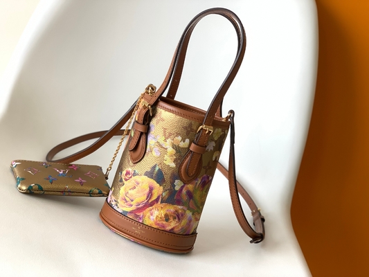 Fleur métallique Louis Vuitton Neverfull Bucket Bags M81724
