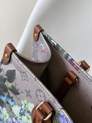 Toile enduite argentée de modèle floral d'OnTheGo millimètre Mini Sling Bag Branded M81724