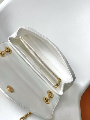 BT Preloved a stigmatisé le sac M58549 New Wave le sac à chaînes