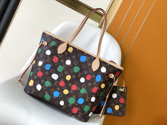 sac noir de monogramme de BT X Yayoi Kusama Louis Vuitton Neverfull millimètre multicolore