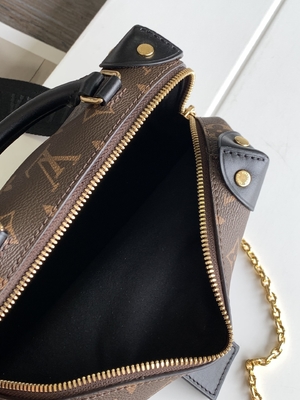 Petit Malle Souple Empreinte noir de Brown de monogramme de Louis Vuitton Custom Branded Bags