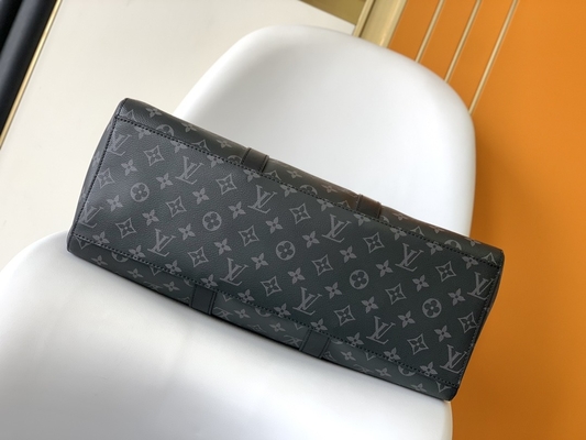 Le sac des hommes Plat Zippé horizontal 24H M45571 Louis Vuitton Bag