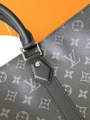 Le sac des hommes Plat Zippé horizontal 24H M45571 Louis Vuitton Bag
