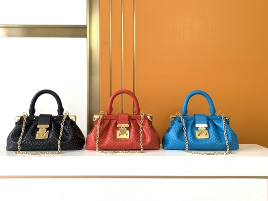 Sac d'embrayage personnalisé de monogramme de cuir de vachette Louis Vuitton M45571