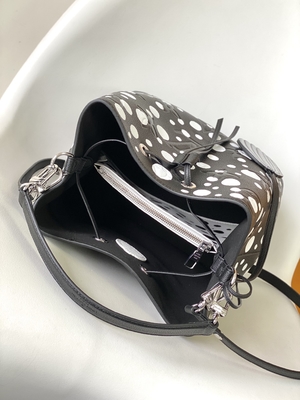 Dames NéOnoé noir blanc millimètre Louis Vuitton Yayoi Kusama Handbag