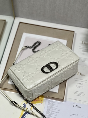 La BANQUE 030 de CHRISTIAN DIOR Mini Sling Bag Branded Handbag CARO M9241