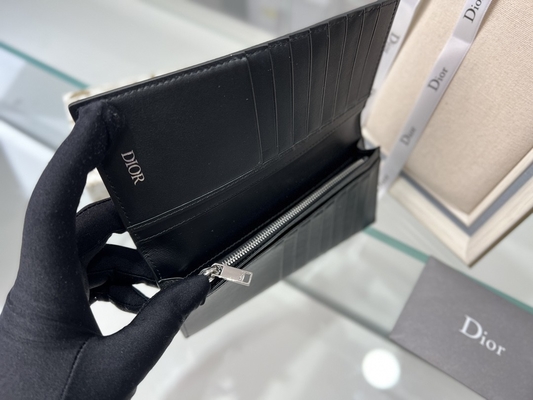 CD vertical de relief Christian Dior Mens Wallet Diamond Zippered