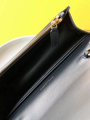 Chaîne Kate Small Tassel d'or de sac de noir de YVES SAINT LAURENT de cuir de vachette