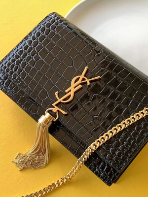 Chaîne Kate Small Tassel d'or de sac de noir de YVES SAINT LAURENT de cuir de vachette