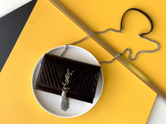 Saint moyen Laurent Woc Zipper Closure de Kate Tassel Red YVES SAINT LAURENT