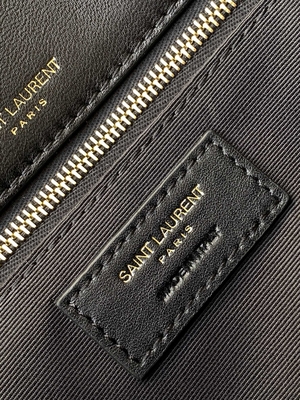 Croix de YVES SAINT LAURENT de sangle réglable - OEM d'embrayage d'enveloppe de bourse de corps