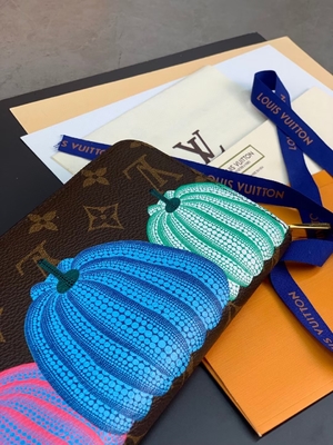 Cuir unisexe de la toile BT Sarah Monogram Wallet Damier Collaboration