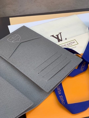 Copie de potiron de noir de Louis Vuitton BT X YK Mini Designer Purses Pocket Organizer