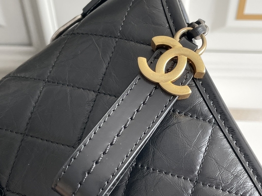 Cuir de vachette pré possédé de Chanel Gabrielle Shoulder Bag Hobo Handbag