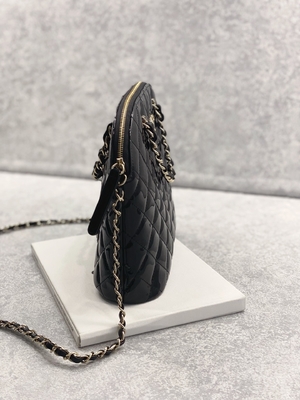 Petit Chanel Patent Calfskin Shopping Bag avec rétro Madame Style
