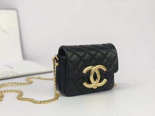 Messager marqué en cuir Bag Chanel Flap Phone Holder d'agneau noir