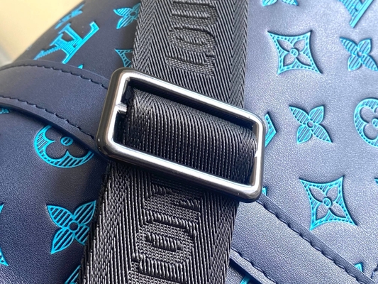 Sacs bleus de Keepall BANDOULIÈRE 50 Boston du sac des grands hommes marqués