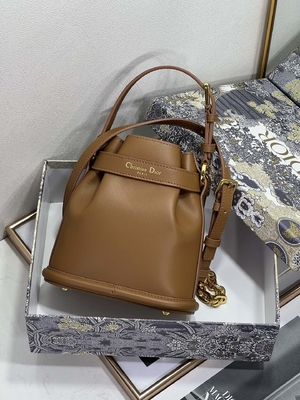 CD de relief Christian Dior Sport Bag Calfskin de C'est Dior Bag Gold Saddle